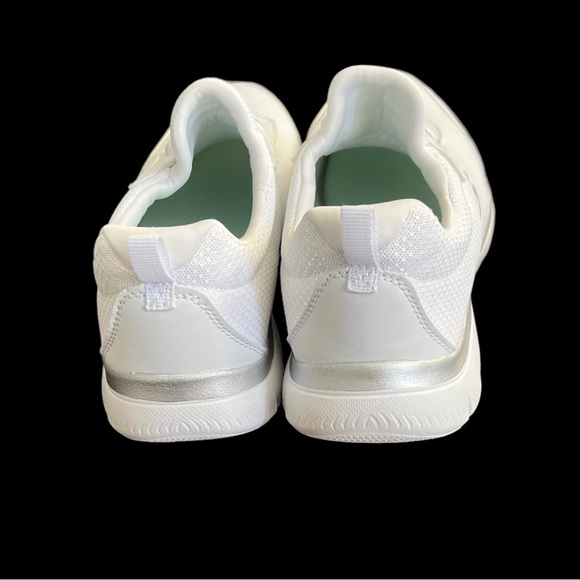 Sketchers memory foam white and silver slip on sneakers size 8.5 - Picture 3 of 6